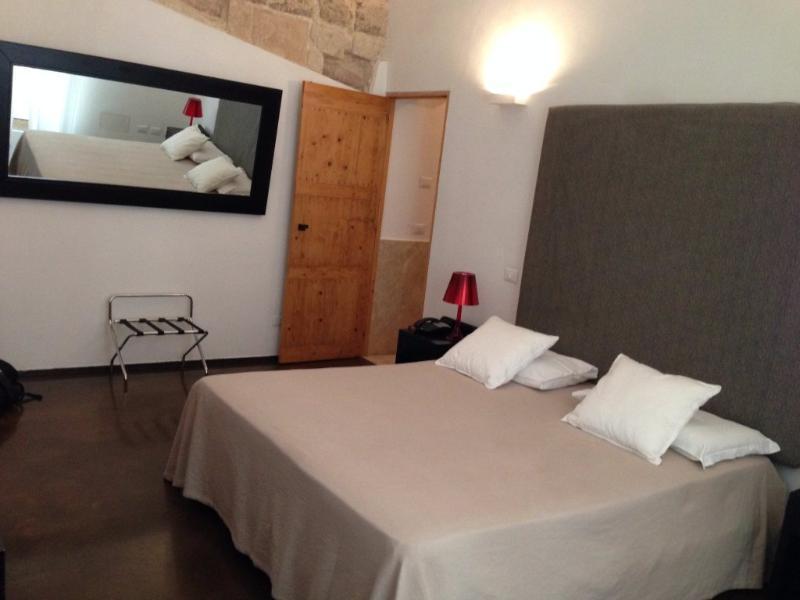 Palazzo Persone Dimora Storica Bed & Breakfast Lecce Ngoại thất bức ảnh